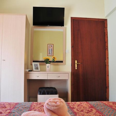 Dionisos Palms Apartments Paralia Dionysiou Exteriér fotografie
