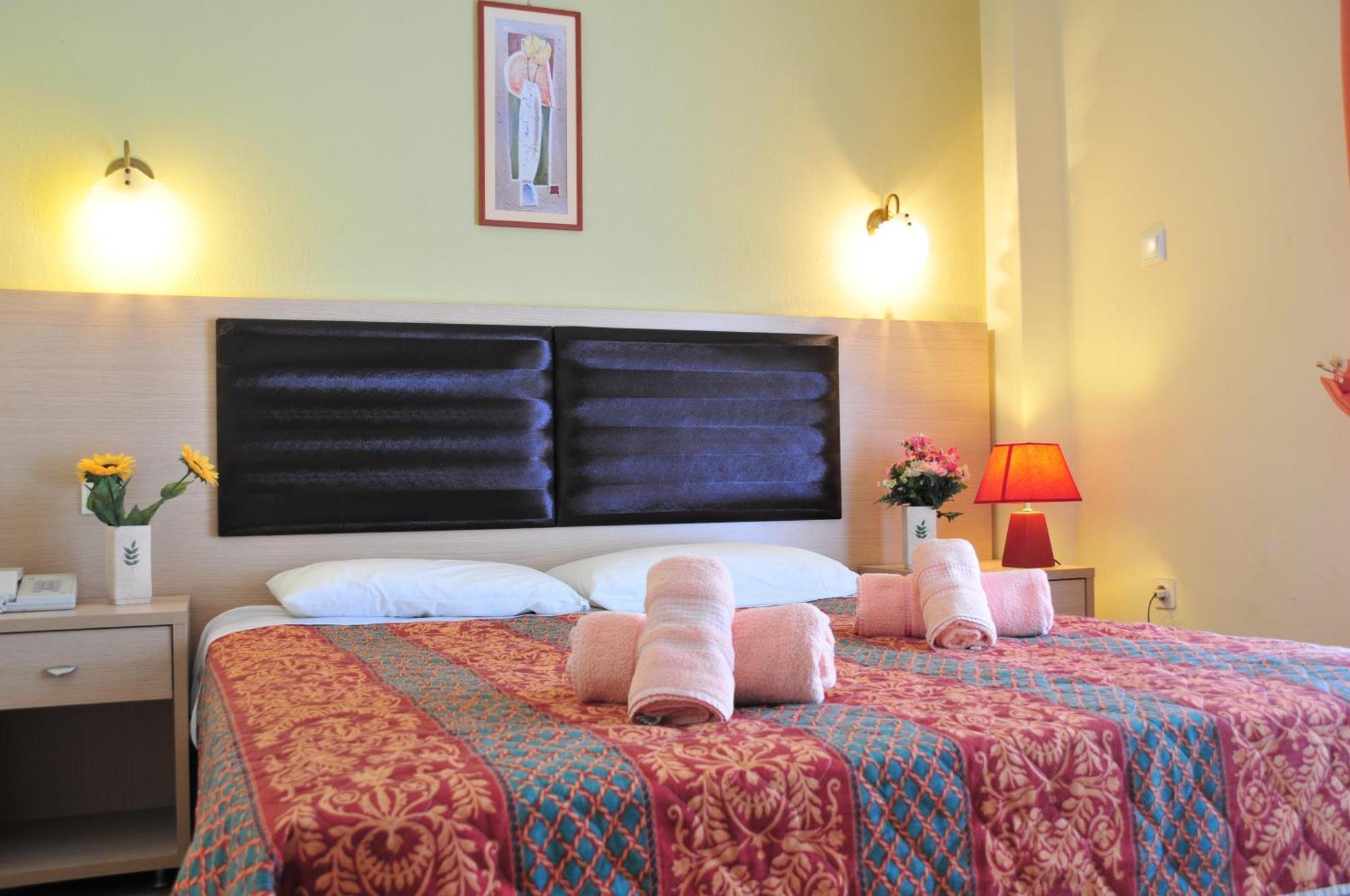 Dionisos Palms Apartments Paralia Dionysiou Pokoj fotografie