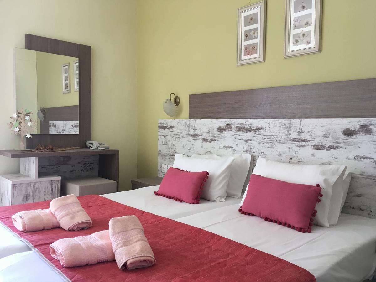 Dionisos Palms Apartments Paralia Dionysiou Exteriér fotografie